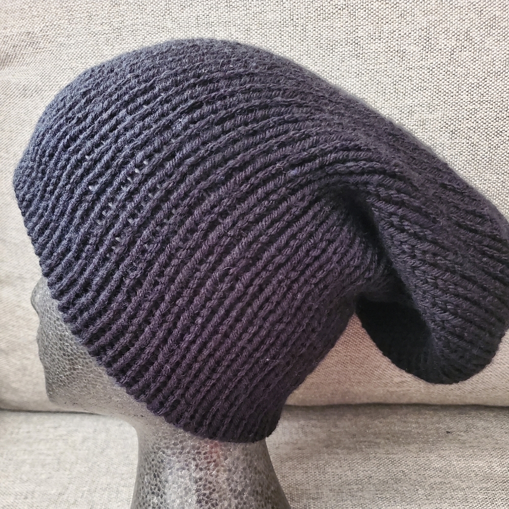 Reversible Handmade Unisex Beanie - Picture 4 of 4